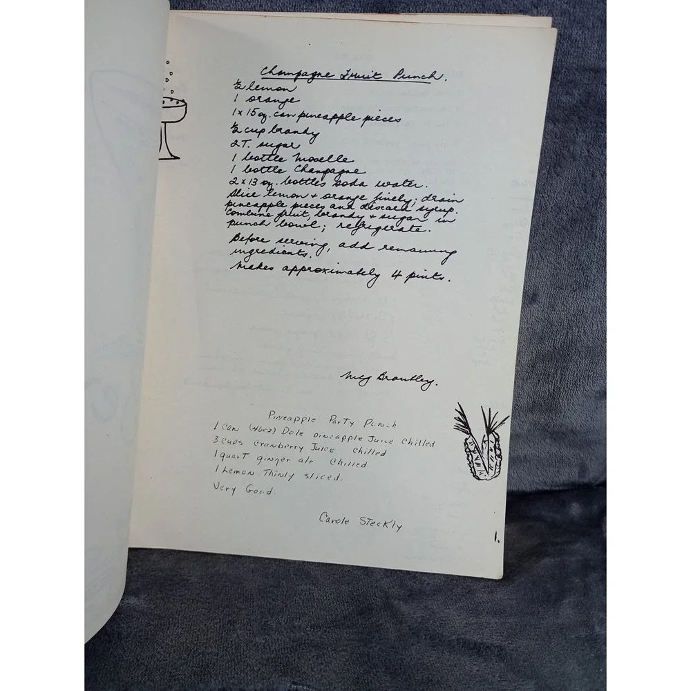 V Corps Wives Club Frankfurt, Germany Cookbook 1979 Terrace‎ Club US Army